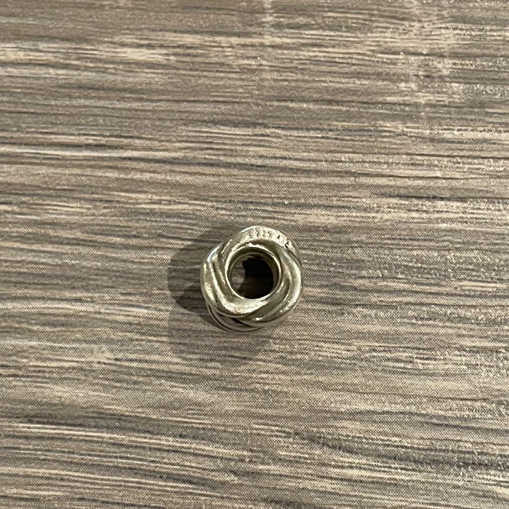 Authentic Pandora “Forget Me Knot” Charm - Picture 2 of 2